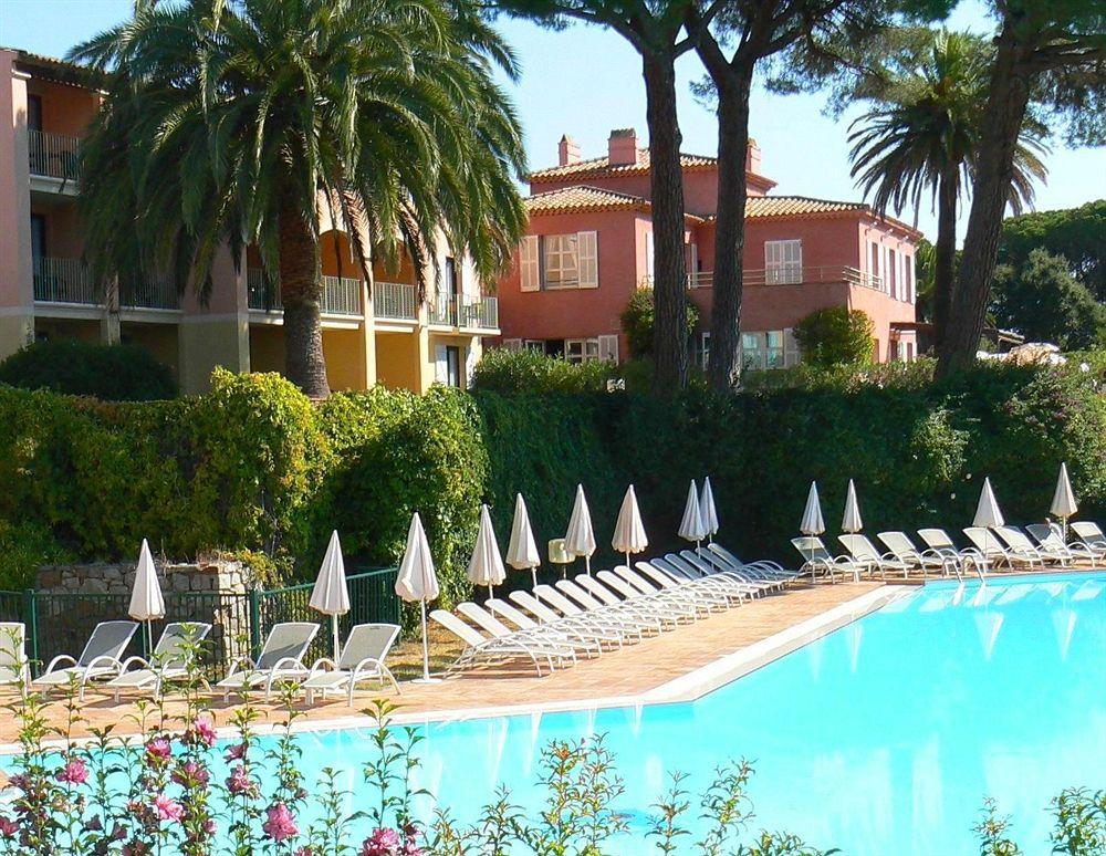 Hotel Les Jardins De Sainte-Maxime Bagian luar foto