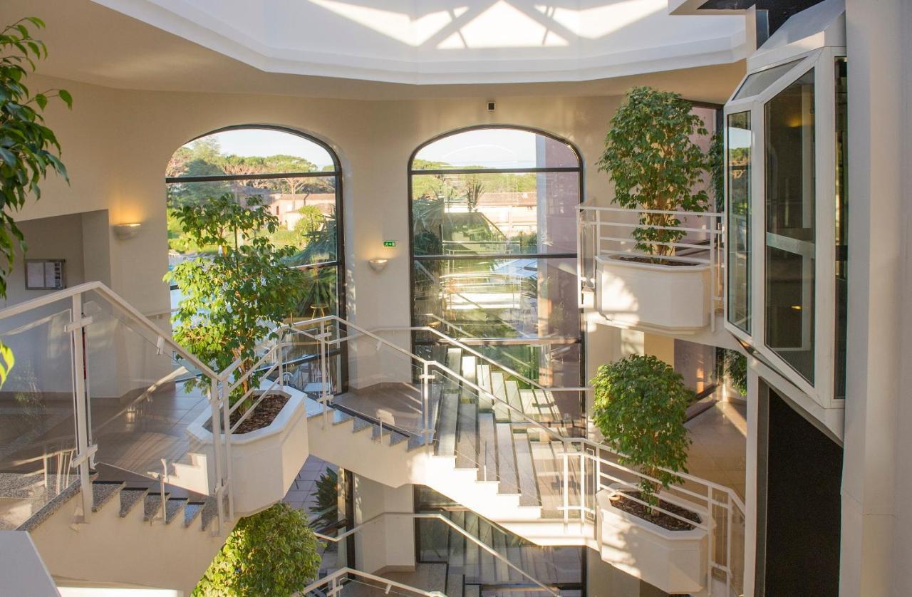 Hotel Les Jardins De Sainte-Maxime Bagian luar foto