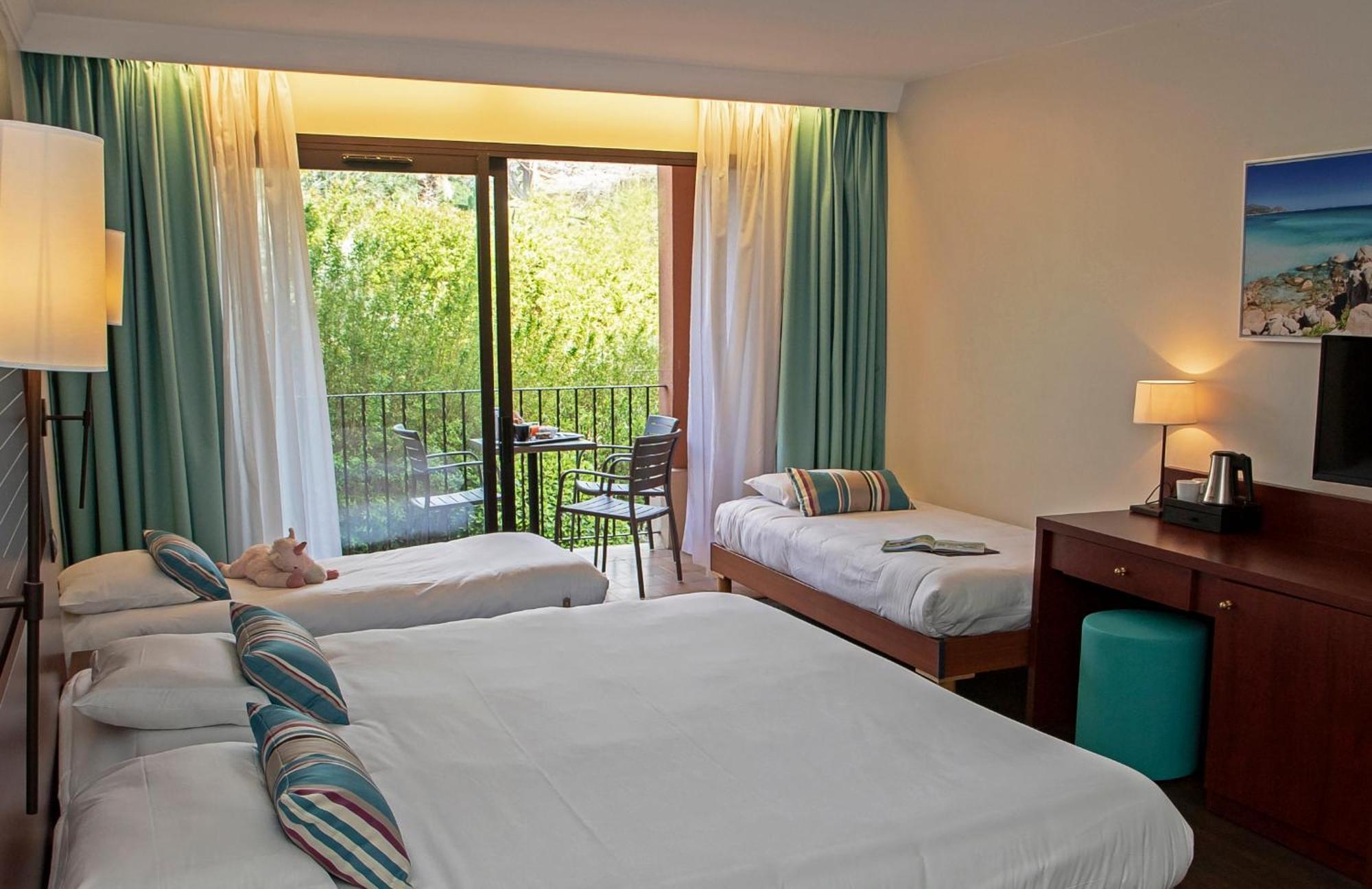 Hotel Les Jardins De Sainte-Maxime Bagian luar foto