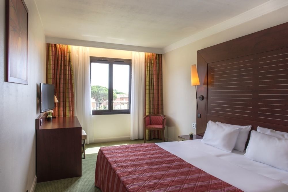 Hotel Les Jardins De Sainte-Maxime Bagian luar foto