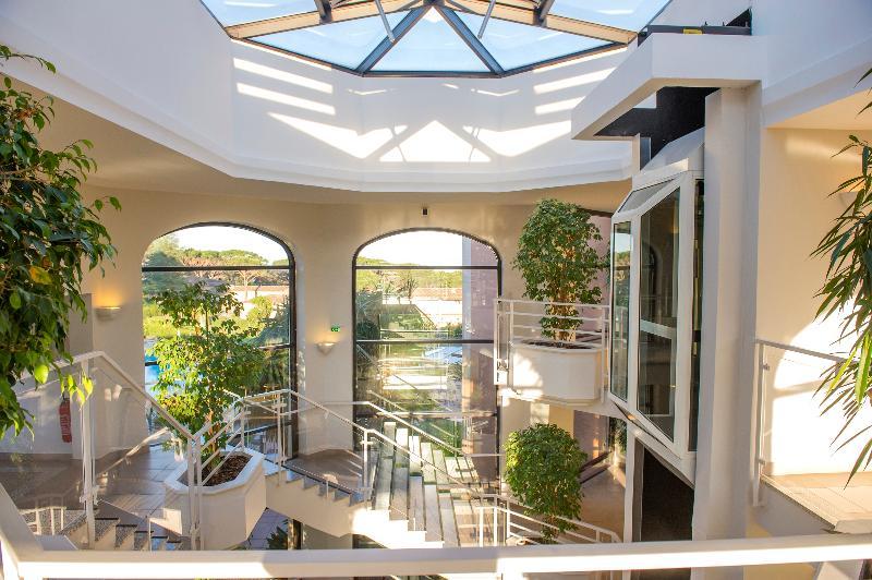 Hotel Les Jardins De Sainte-Maxime Bagian luar foto