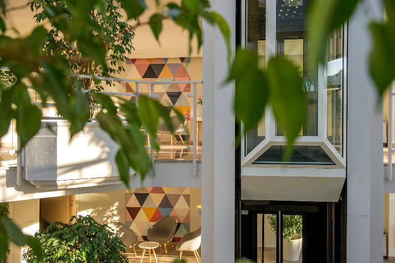 Hotel Les Jardins De Sainte-Maxime Bagian luar foto