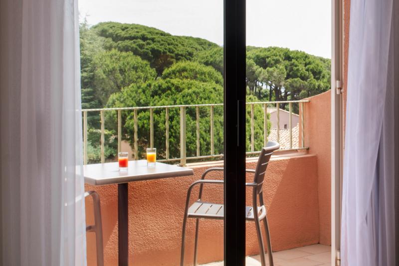Hotel Les Jardins De Sainte-Maxime Bagian luar foto