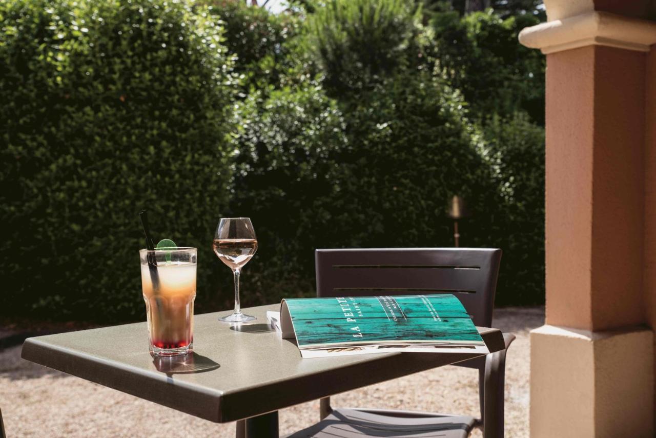 Hotel Les Jardins De Sainte-Maxime Bagian luar foto