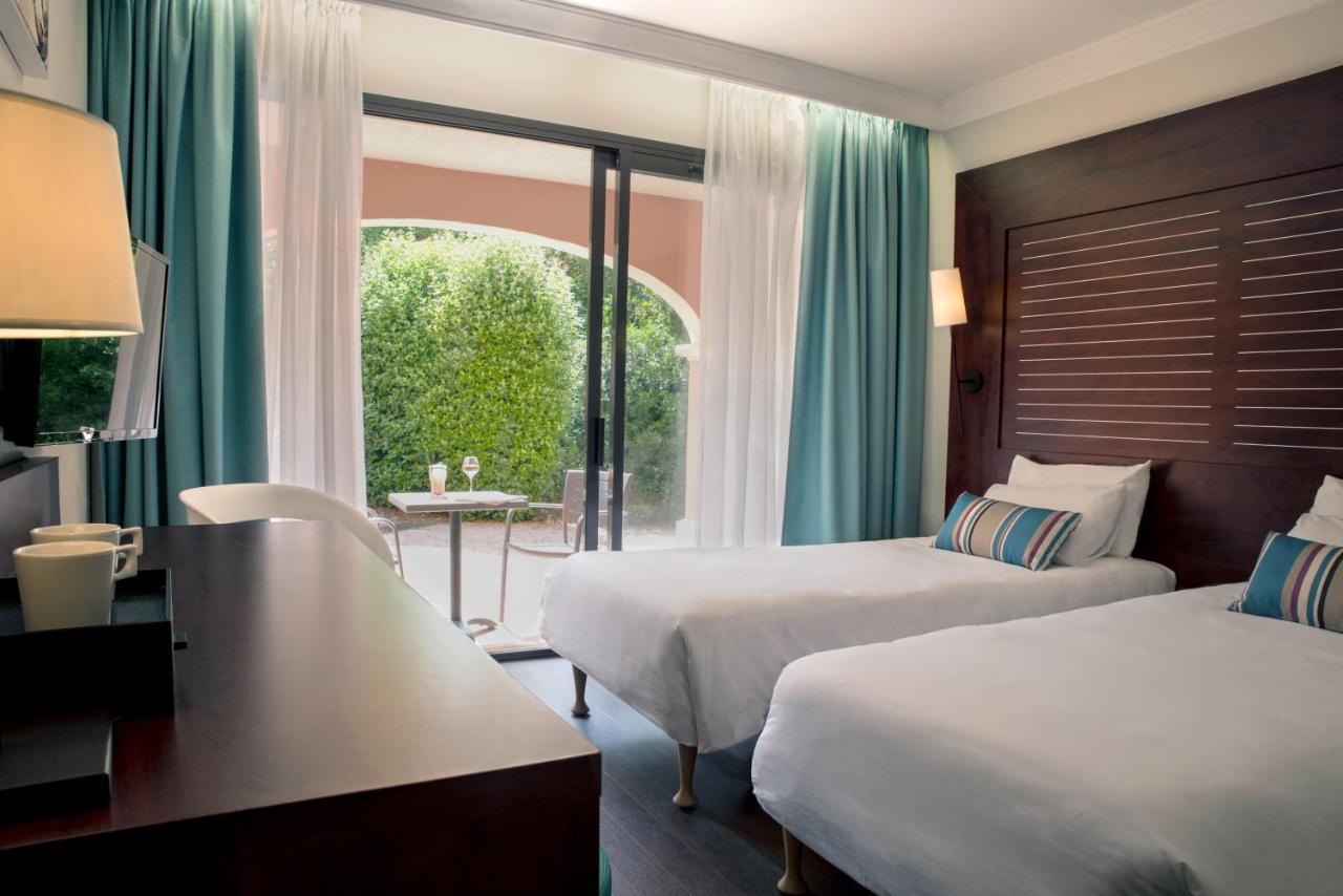 Hotel Les Jardins De Sainte-Maxime Bagian luar foto